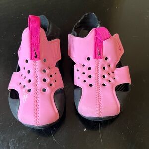 Nike NWB! Sunray Protect 2 Pink Little Kids' Sandal Size 8C